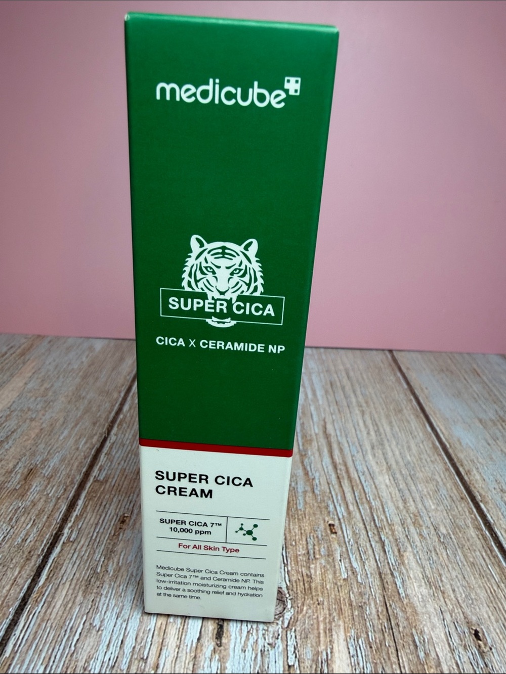 Medicube Super Cica Cream — Green Soothing Moisturizer